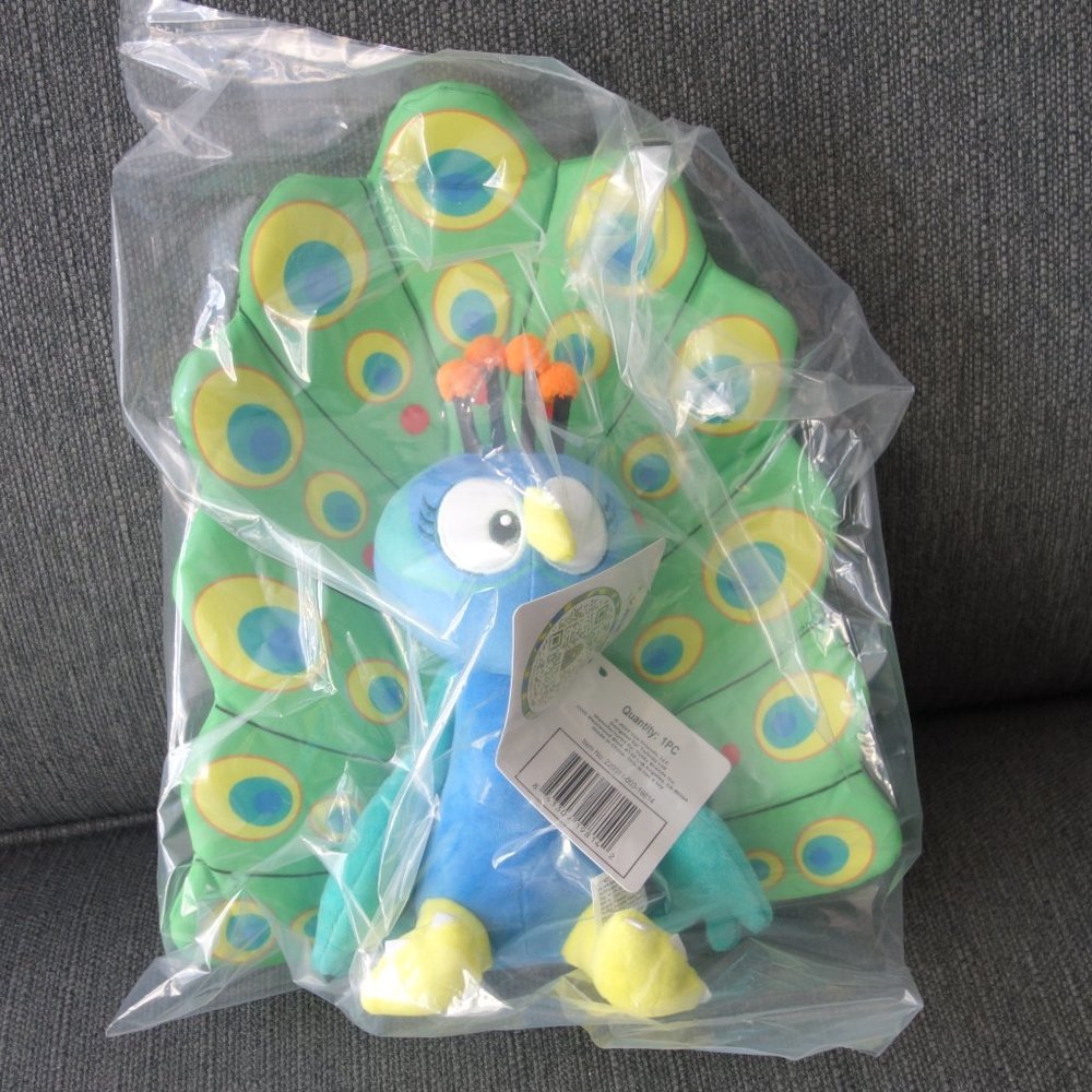 VeeFriends PRACTICAL PEACOCK PLUSH *Brand New in Plastic*